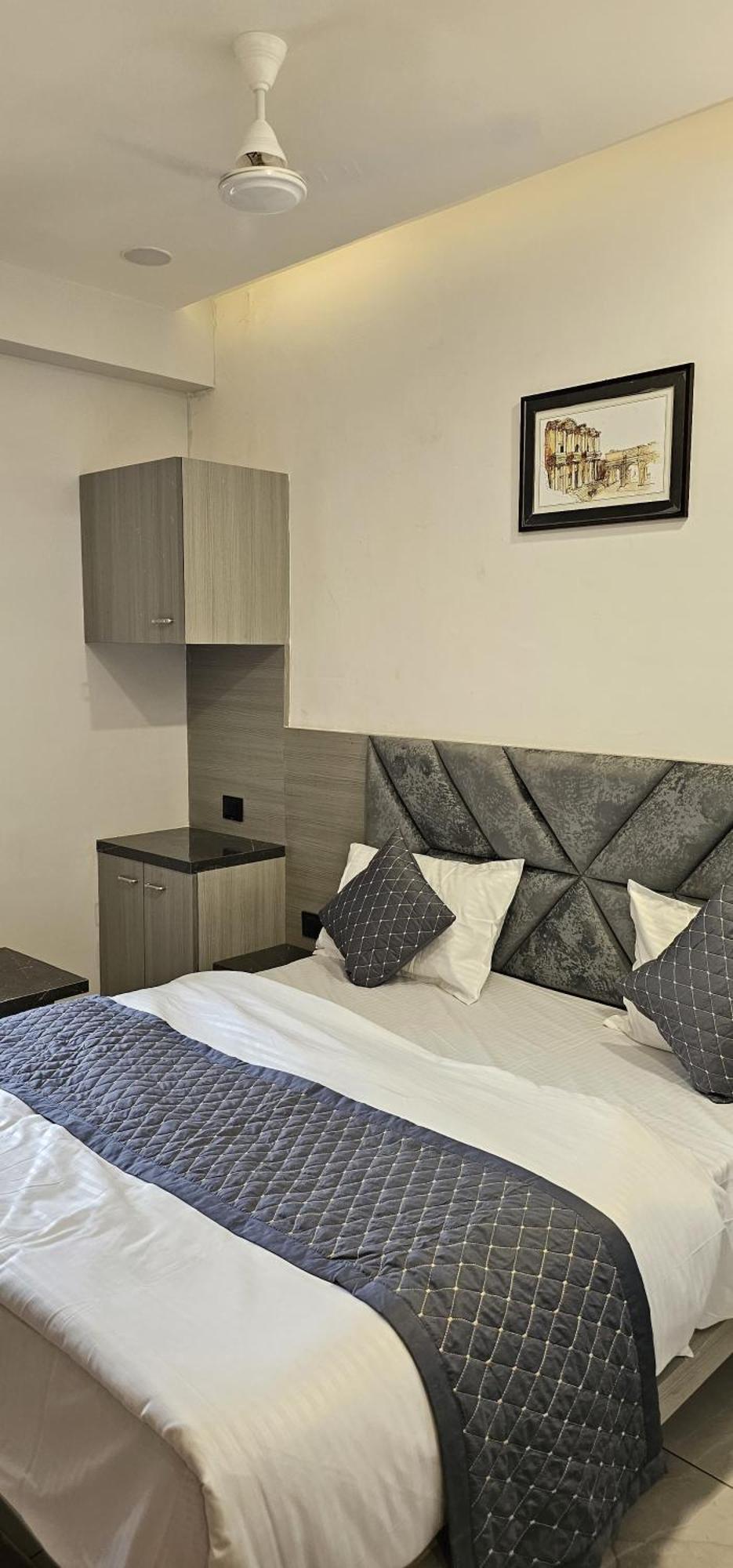 Hotel Allen Αχμπανταμπάντ Εξωτερικό φωτογραφία