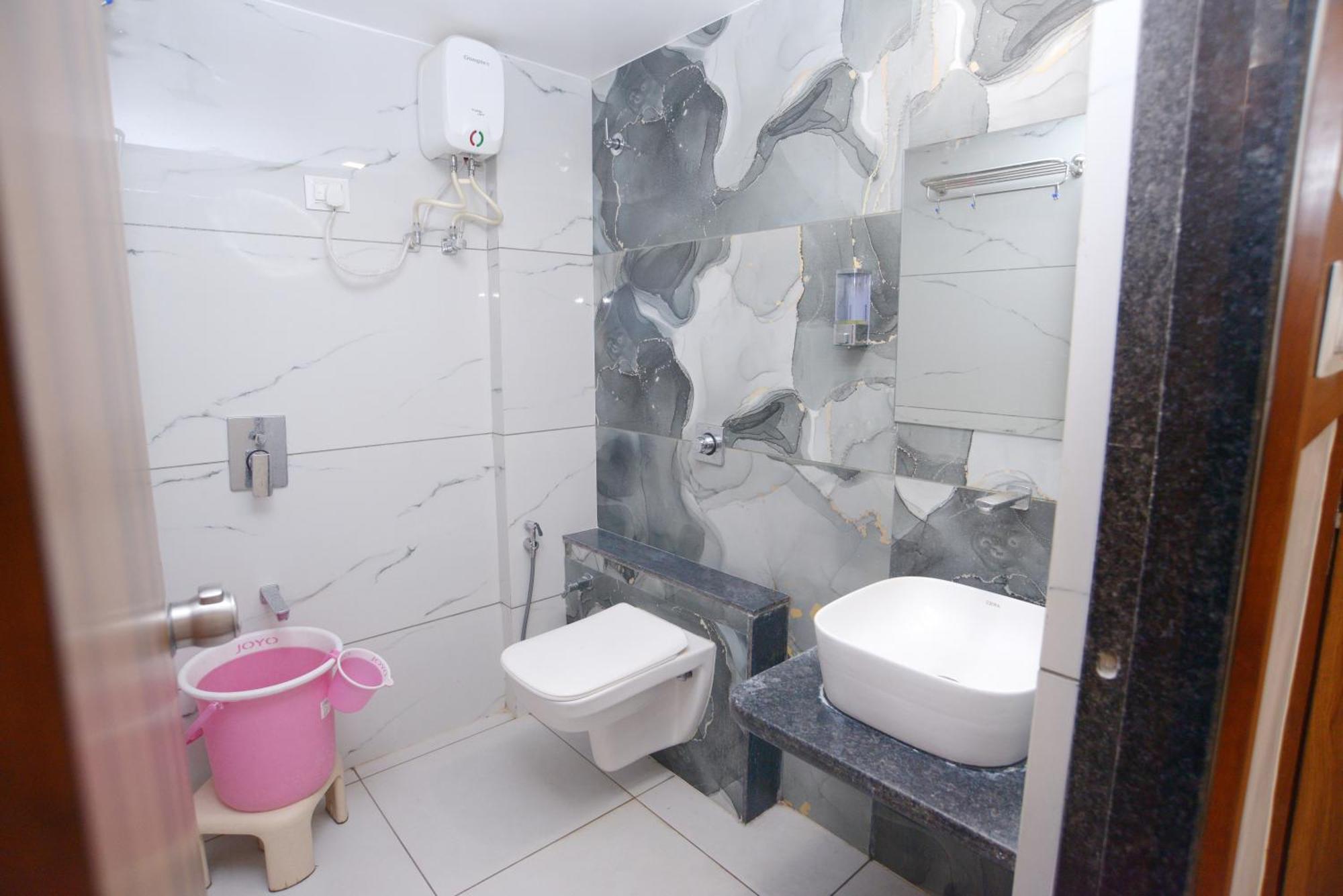 Hotel Allen Αχμπανταμπάντ Εξωτερικό φωτογραφία